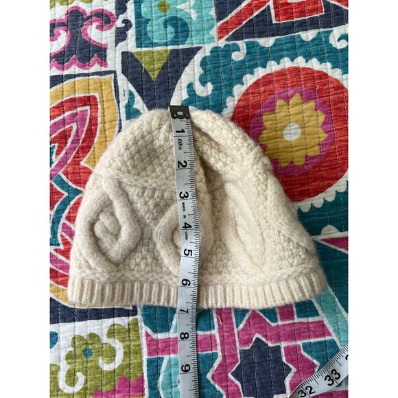 Aran Crafts Made in Ireland 100% Merino Wool Child’s Ivory Knit Beanie One Size - Picture 4 of 7